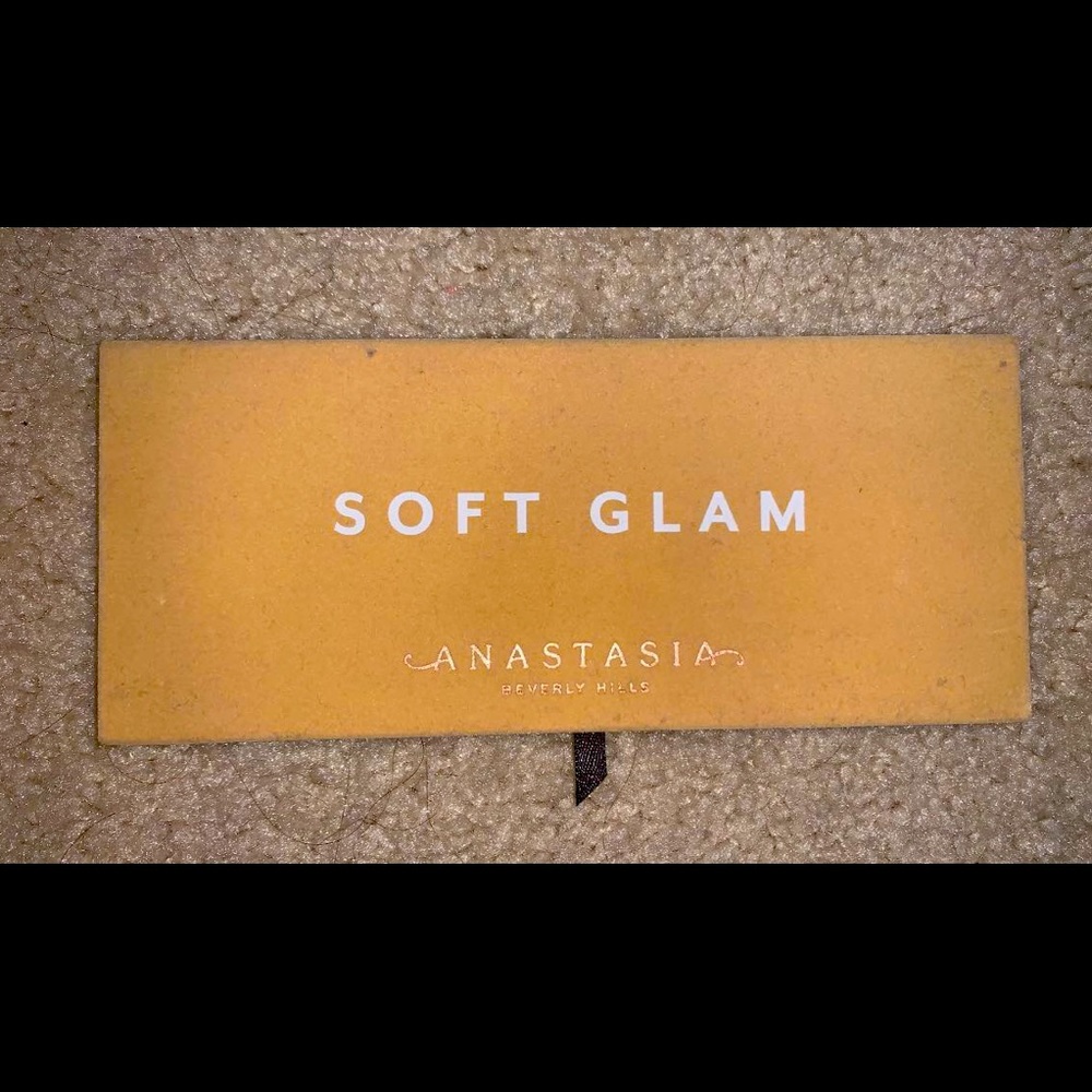 Anastasia eyeshadow palette